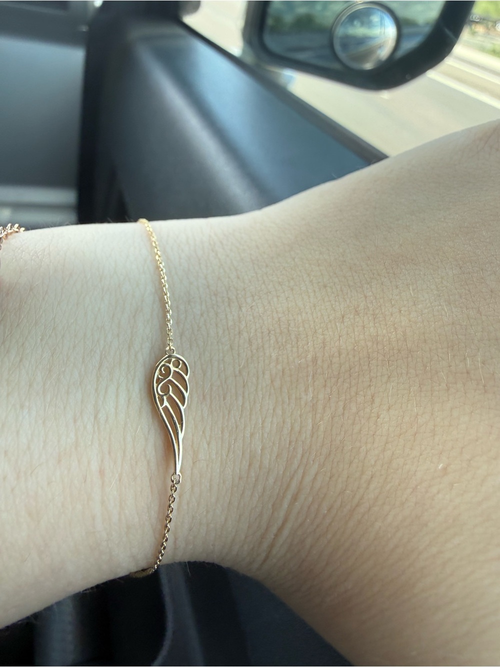 14k Yellow Gold Wing Bracelet
